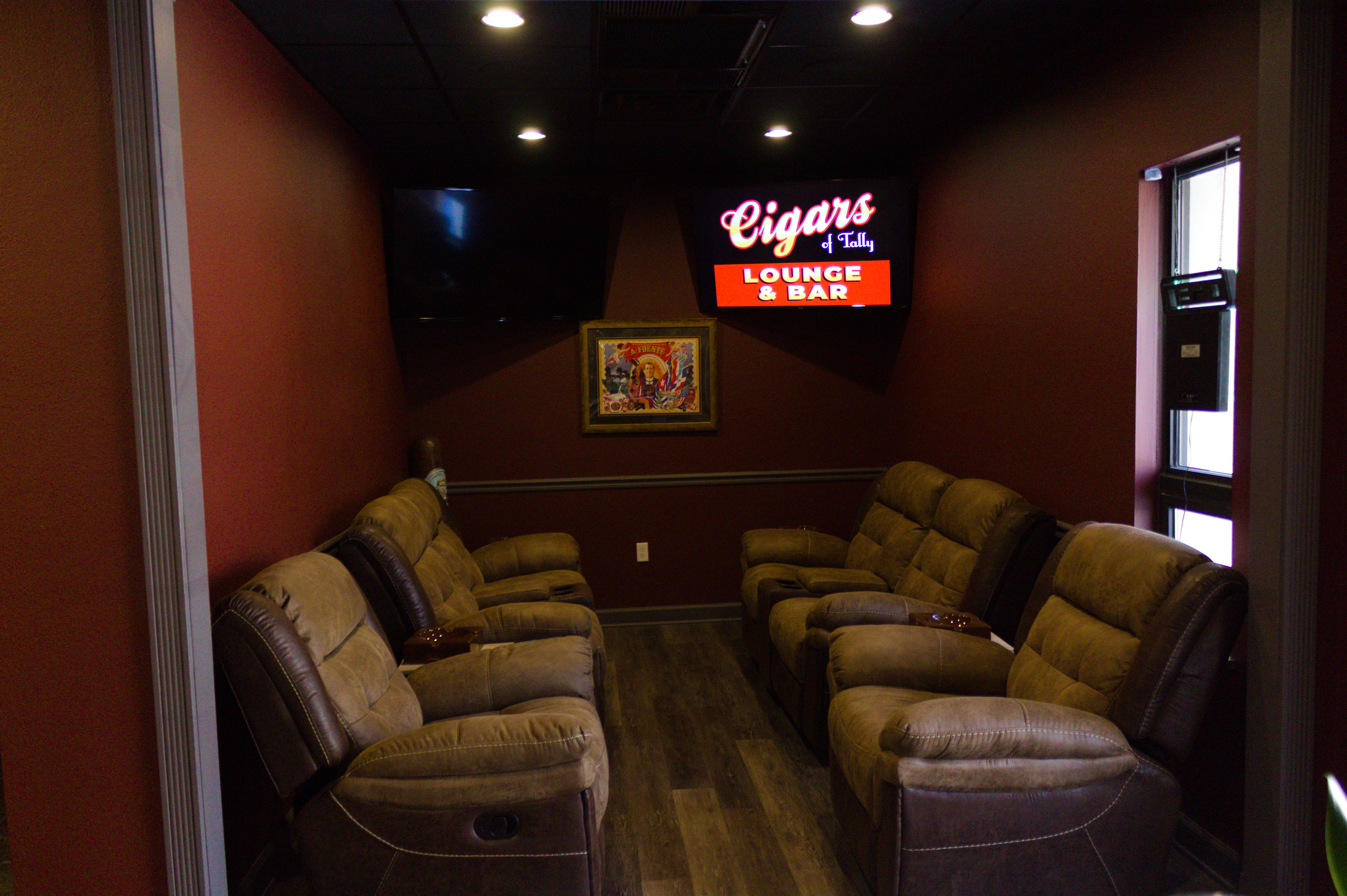 Cigars of Tally Diamond Crown Lounge