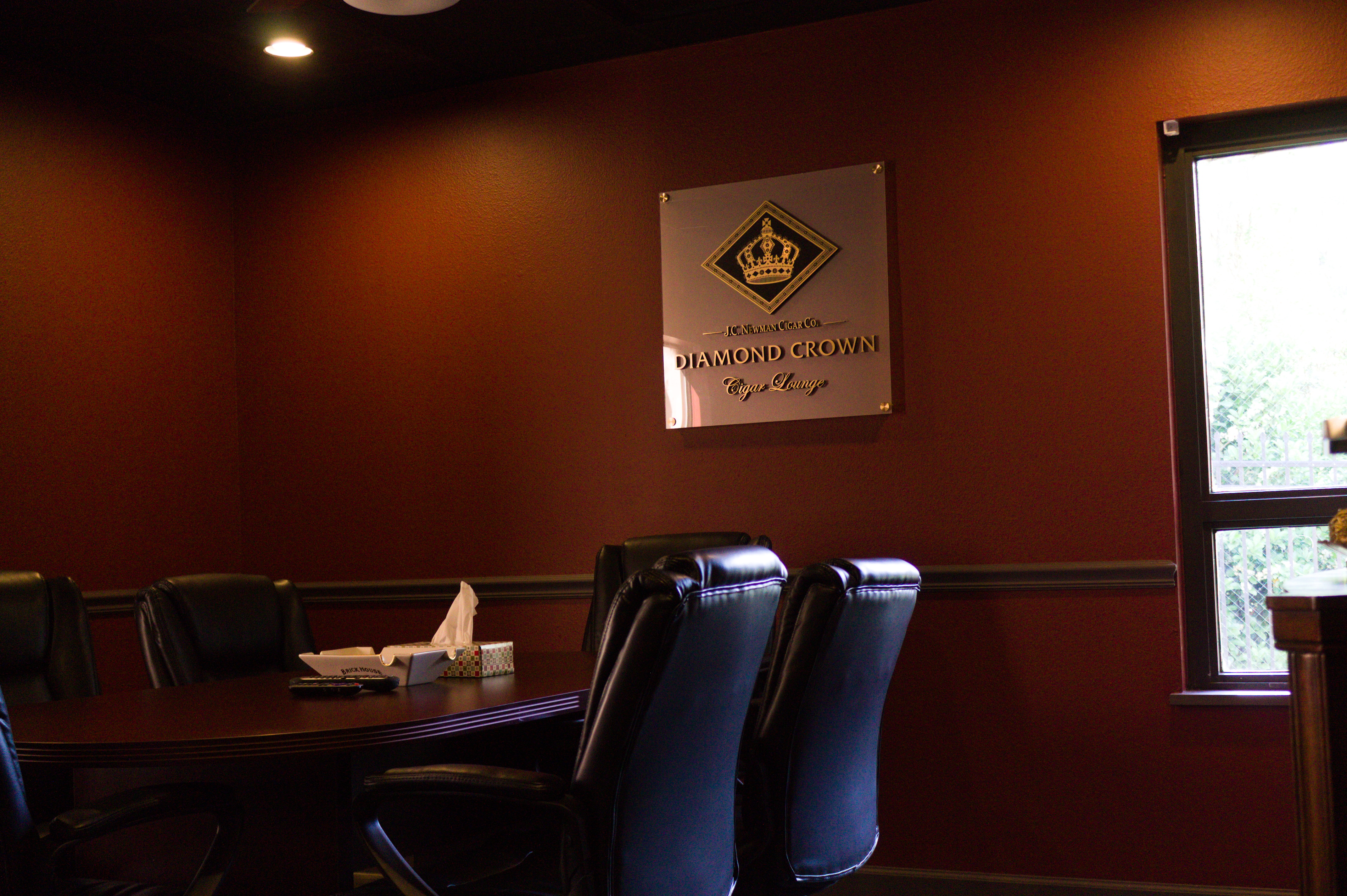 Cigars of Tally Diamond Crown Signage