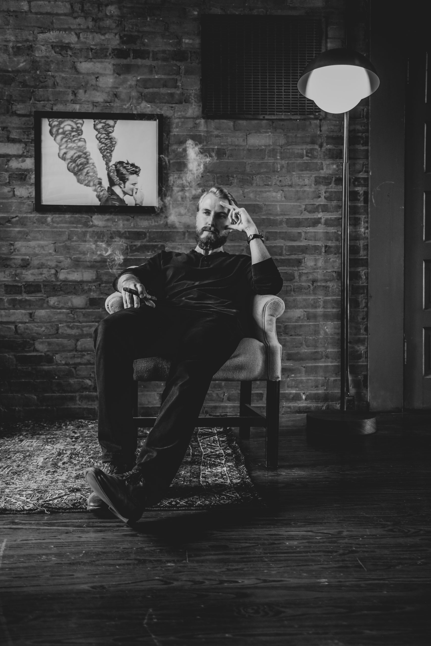 02 man with cigar