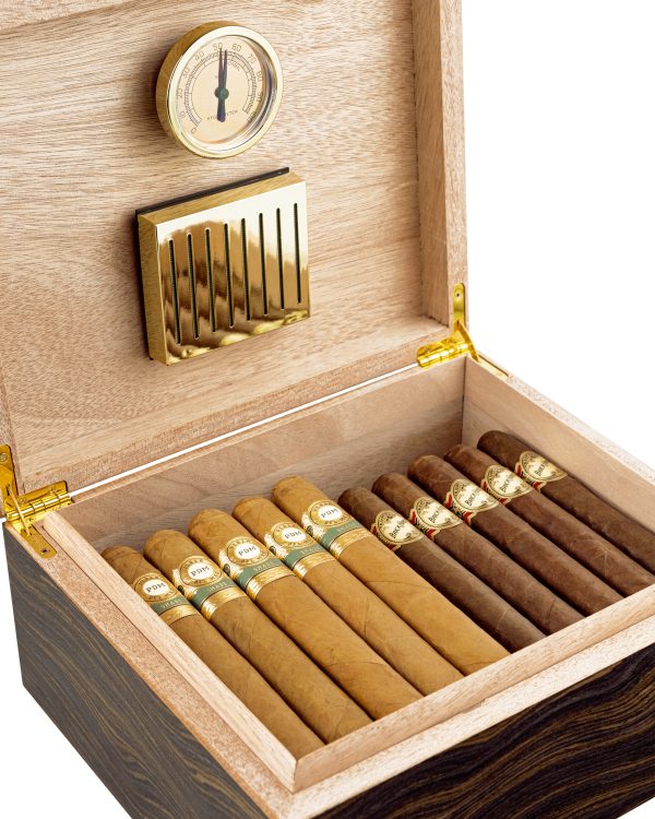 calico humidor open