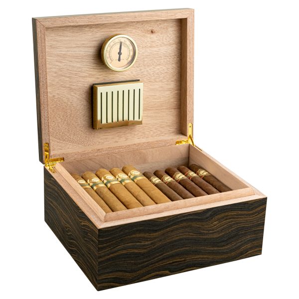 calico humidor open